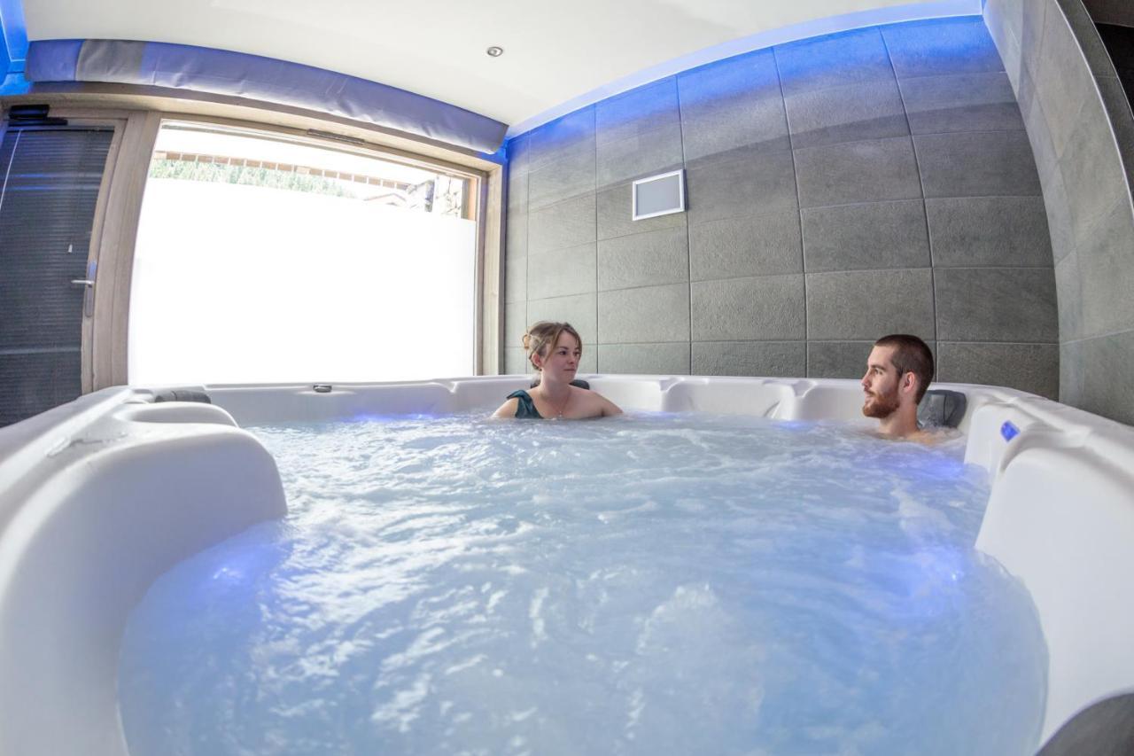 Victoria Lodge, Friendly Hotel Val-dʼIsère Eksteriør billede